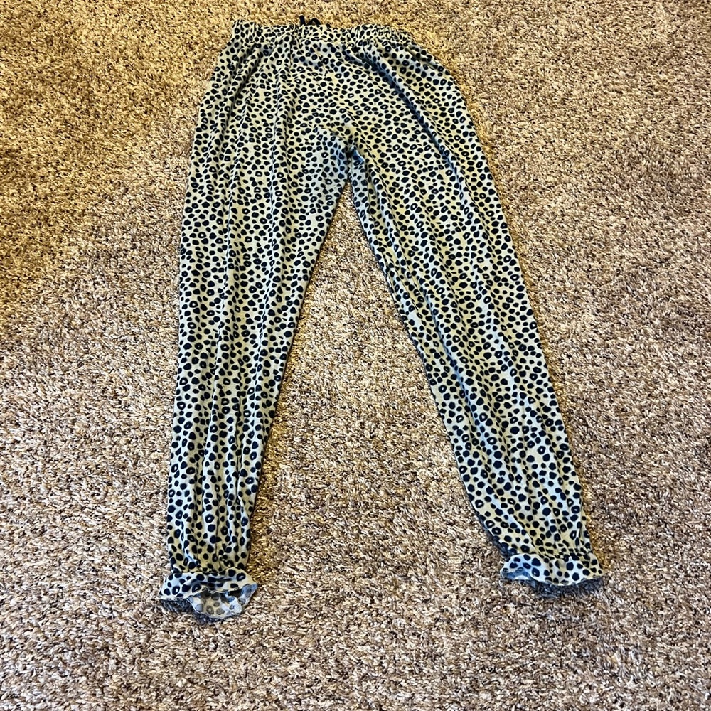 ❤️ Cheetah leopard pajama pants joggers with elastic at ankles